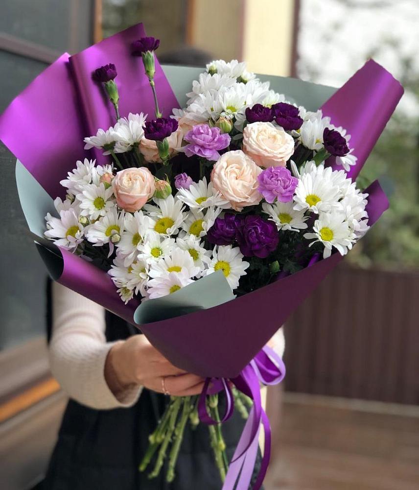 Букет цветов из: Хризантемы, Гвоздики и Розы в Правокумском