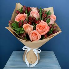 Букет цветов из:  Розы и Альстромерии в Правокумском
