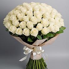 Букет 101 беля роза Белоснежка в Правокумском