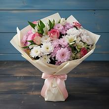 Букет цветов из:  Хризантемы, Альстромерии и Розы в Правокумском