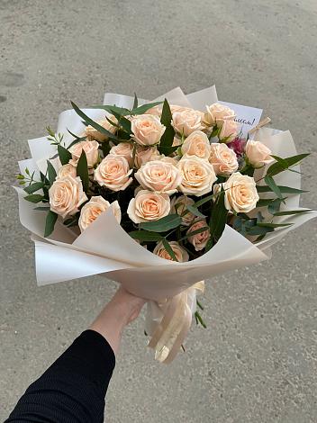 Букет Кремовые розы Латте в Правокумском