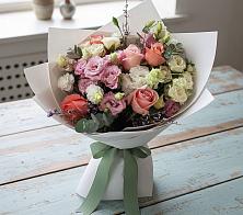 Букет цветов из:  Розы, Лизиантусы и Гвоздики в Правокумском