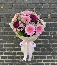 Букет цветов из:  Герберы и Хризантемы в Правокумском