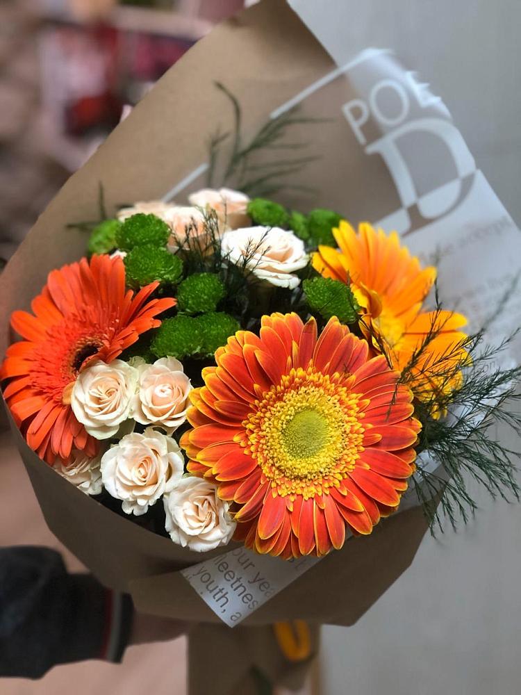 Букет цветов из: Герберы, Хризантемы и Розы в Правокумском
