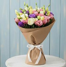 Букет цветов из:  Лизиантусы в Правокумском